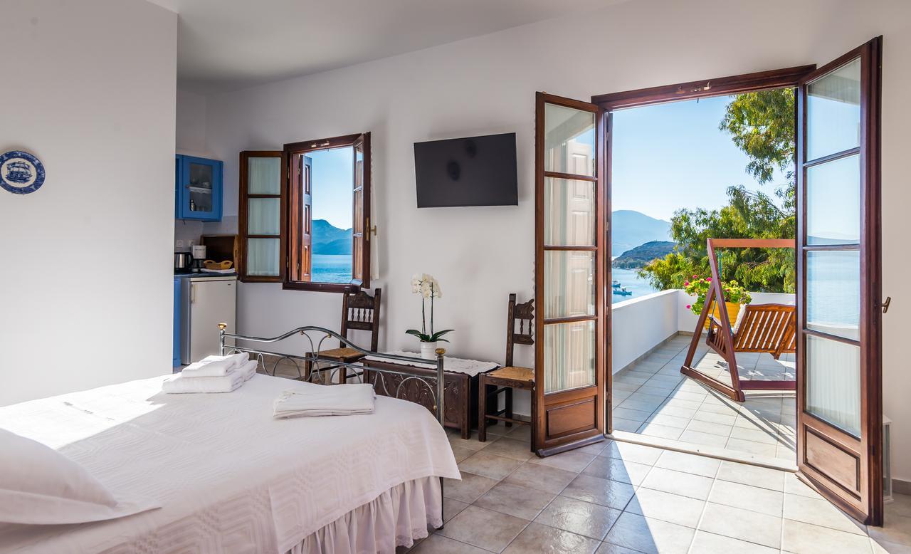 Villa Notos Adamantas  Екстериор снимка
