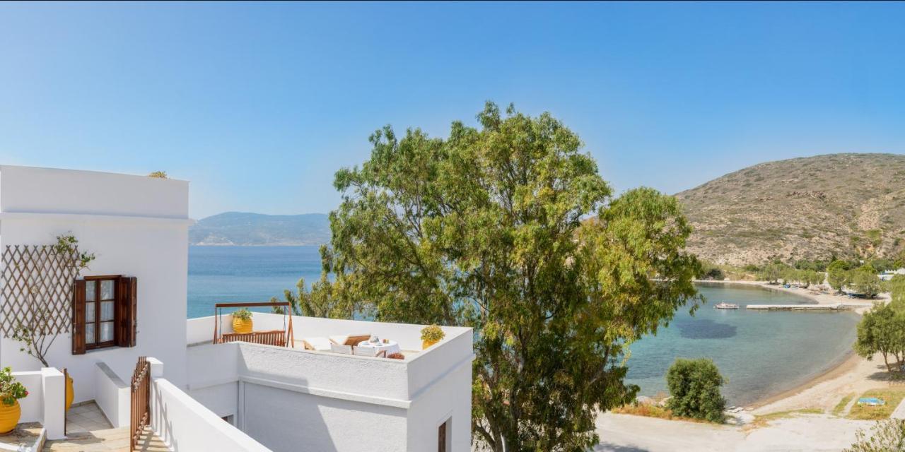 Villa Notos Adamantas  Екстериор снимка